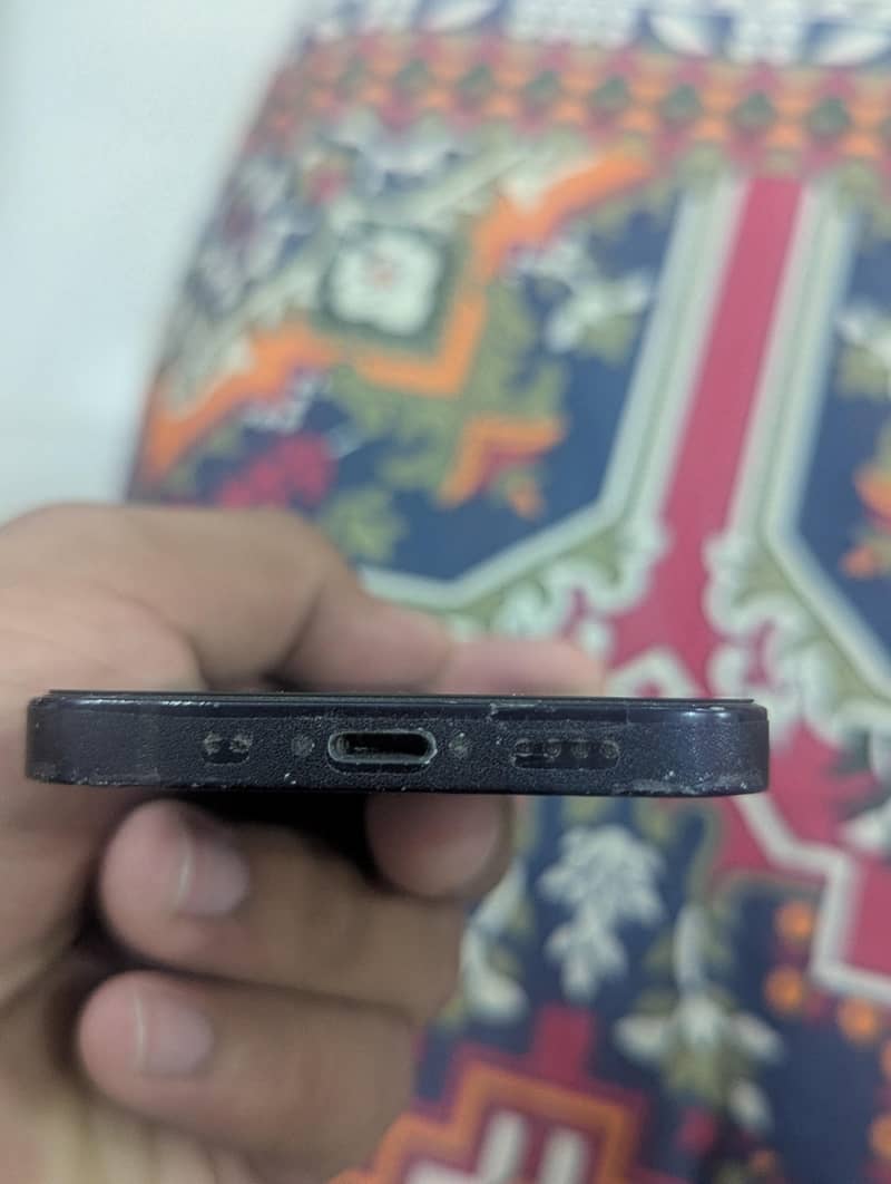 Apple iPhone 12 mini 1