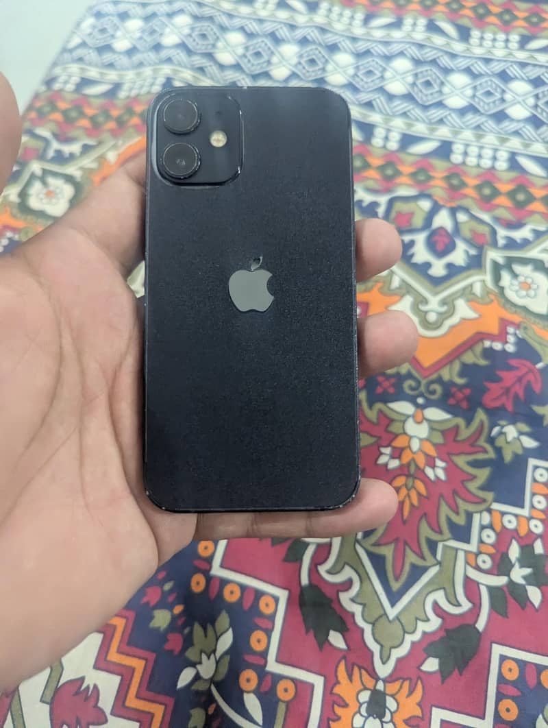 Apple iPhone 12 mini 3