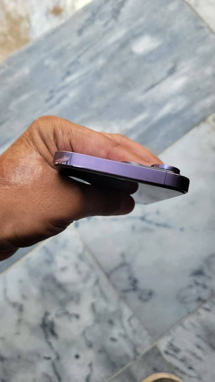 iPhone 14 Pro Max 4