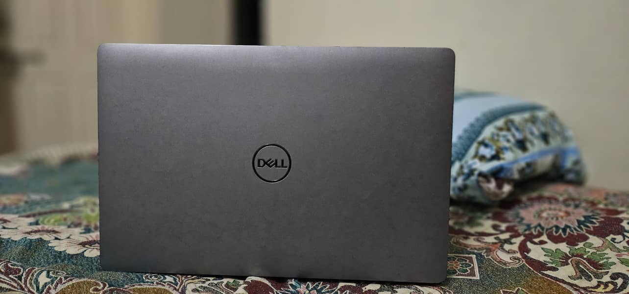 dell Laptop 1
