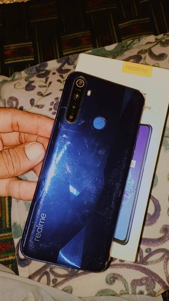 Realme 5 6