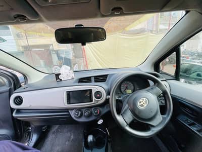 Toyota Vitz 2014