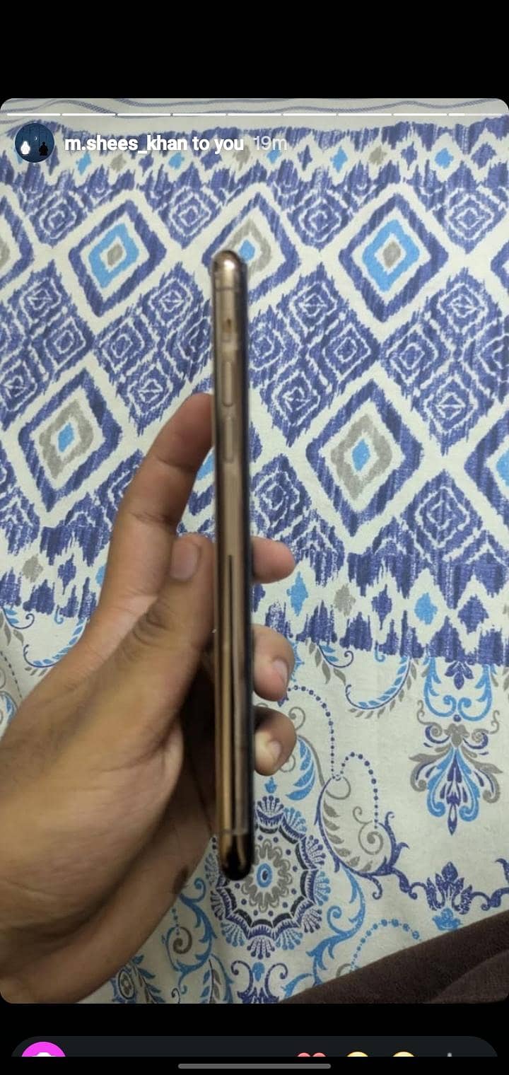 Apple iPhone 11 Pro Max 6