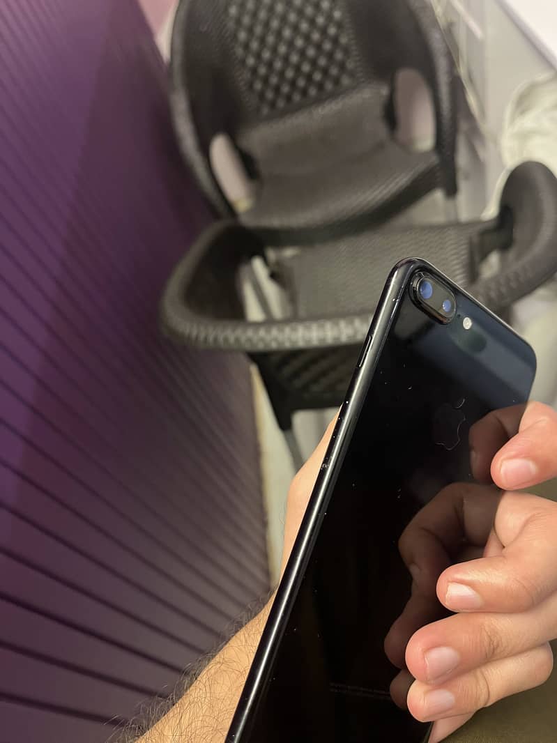 Apple iPhone 7 Plus 4