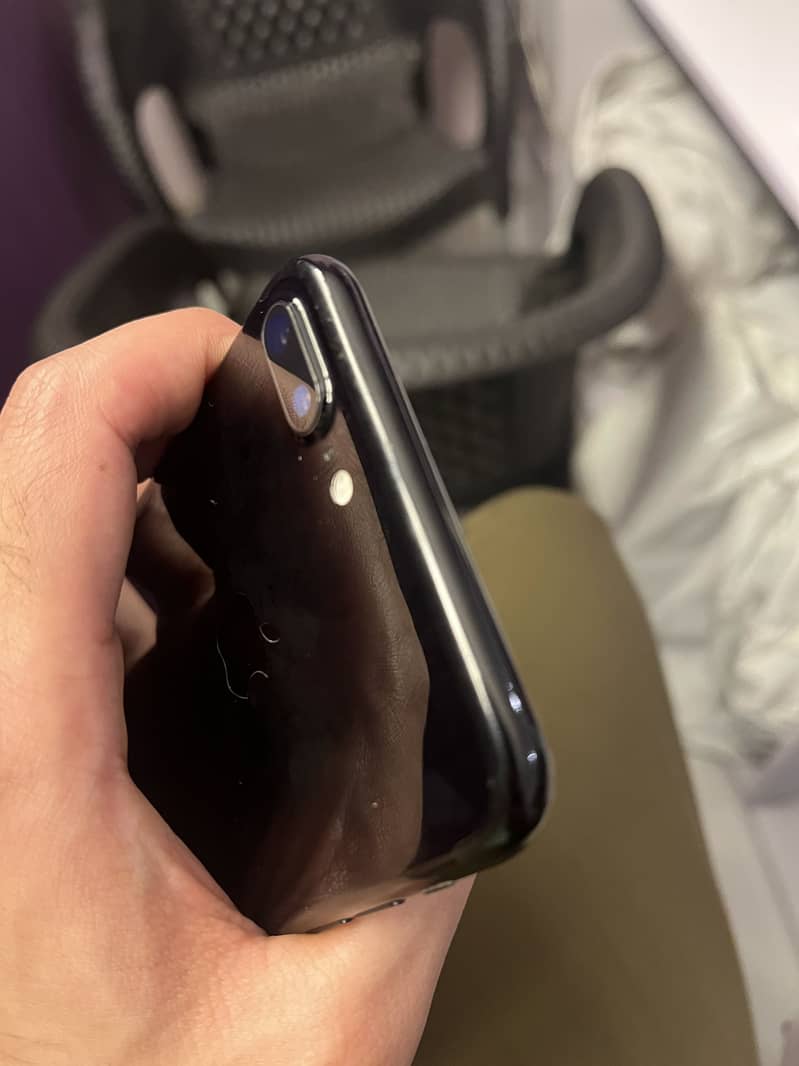 Apple iPhone 7 Plus 2