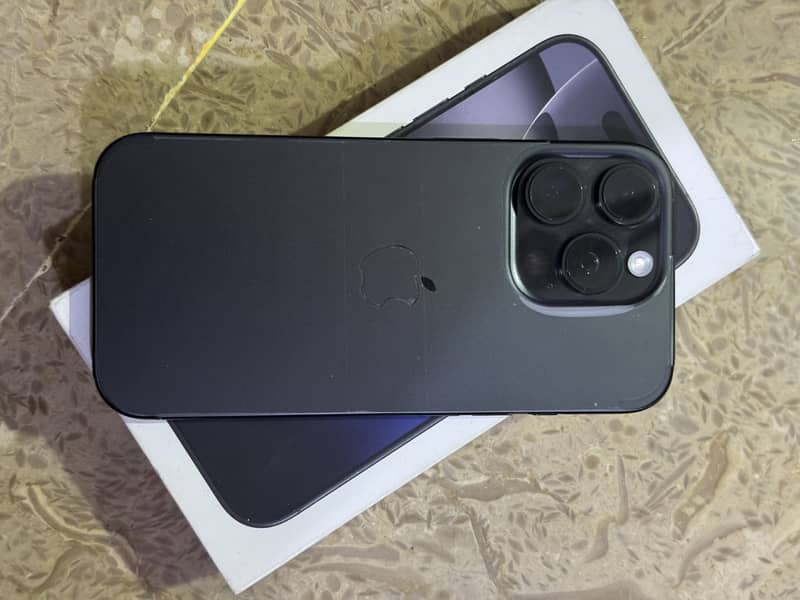 iPhone 16 Pro 0