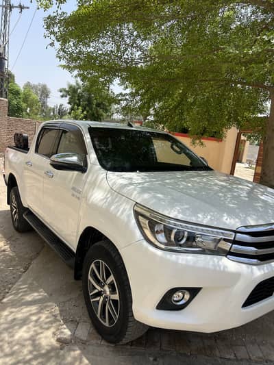 Toyota Revo V 2019 dual A/c b2b genuine brand new