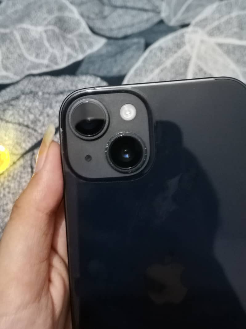Apple iPhone 14 4