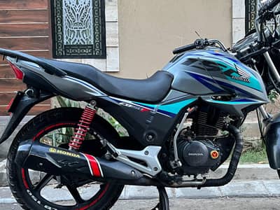 Honda CB 150f