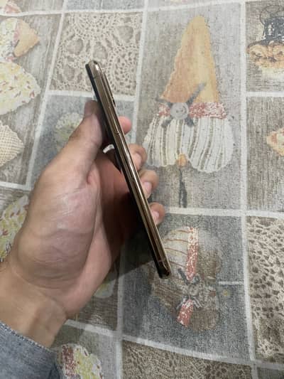 Apple iPhone XS pta approve 256 gb only scren change