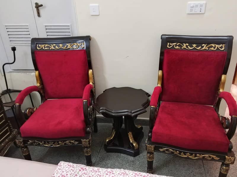 Sofaa Chairs with Table 3