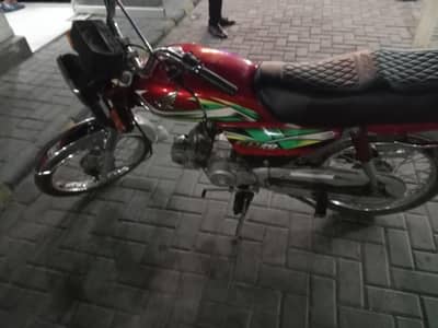 Honda CD70 bike  good condition for sale
