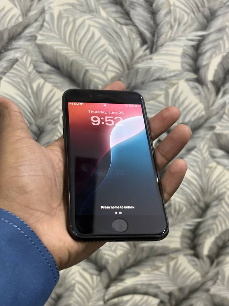 Apple iPhone SE 2