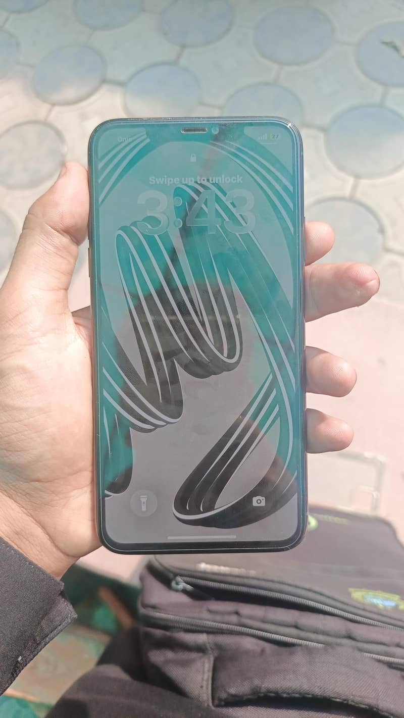Iphone 11 pro max 3