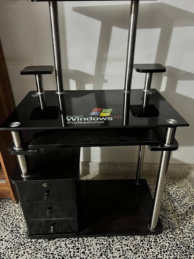 Computer  Table 1
