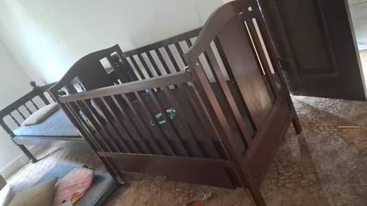 baby cot for sale