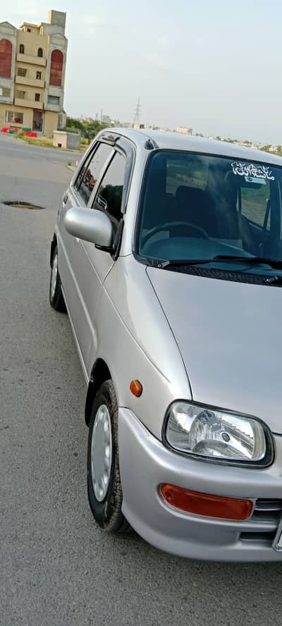 Daihatsu Cuore 2005