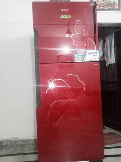 Gree jumbo size Refrigerator 125k