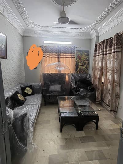 5 seater with center table