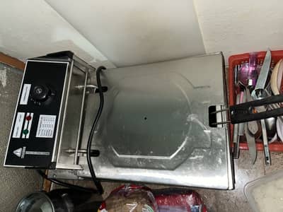 ELECTRONIC FRYER 8 liter