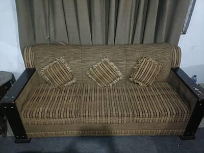 sofa set in very reasonable price
