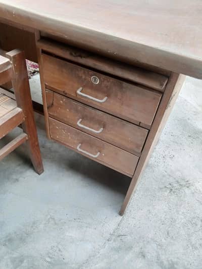 Solid wooden Table & Chair