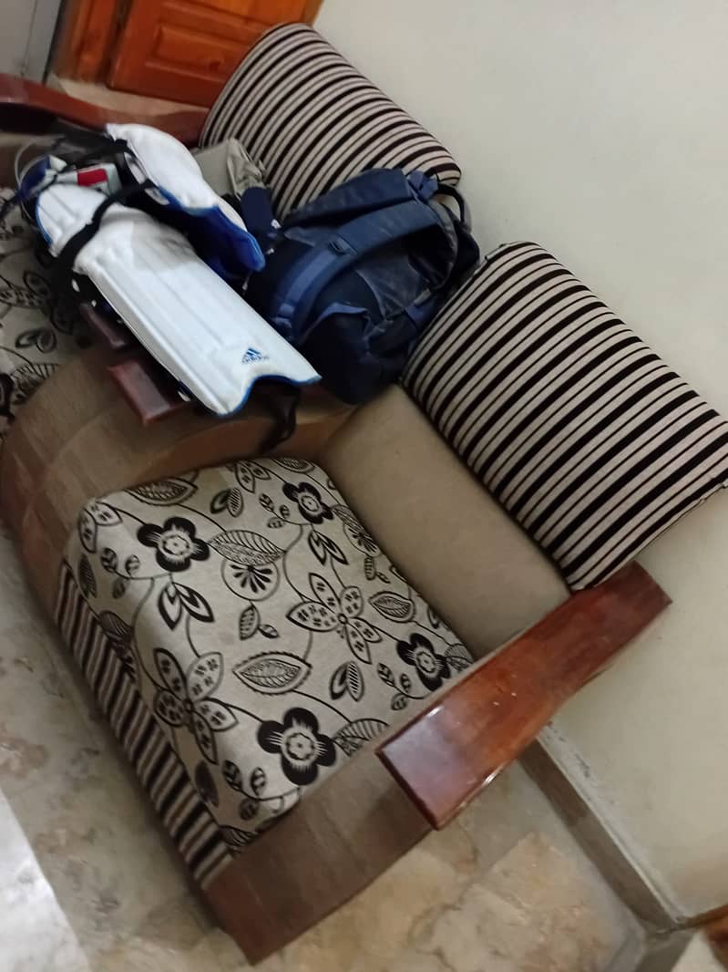 Wooden sofa set 1