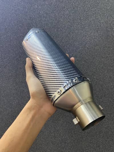 New Akrapovic Dolphin Exhaust for Sale! Urgent.
