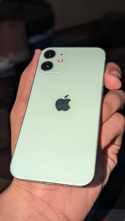 Apple iPhone 12 mini
