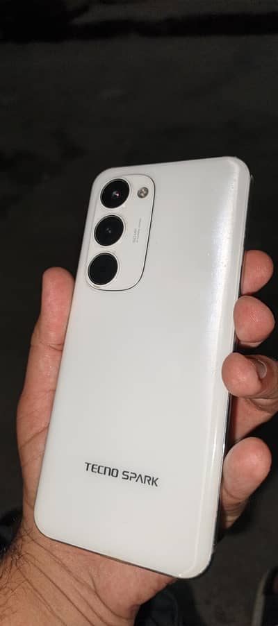 Tecno Spark 40 Pro Plus