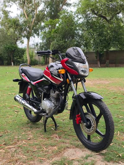 Honda CB125F