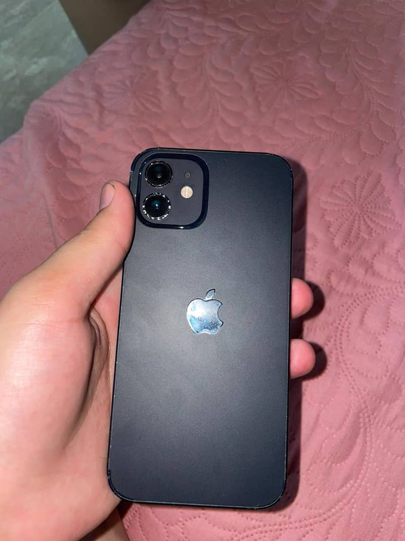 Apple iPhone 12 0