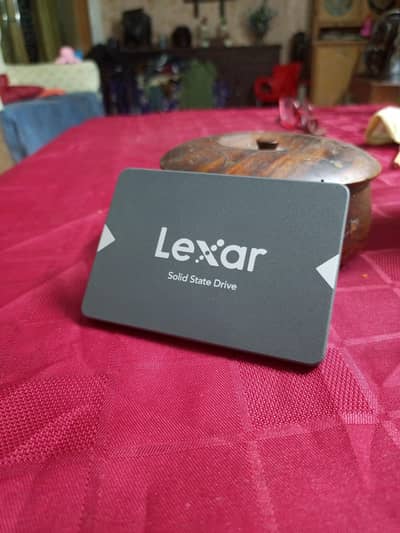 lexar  new SSD 256 gb