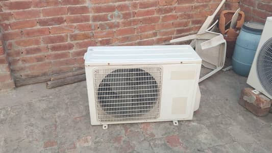 Orient AC for Sale.