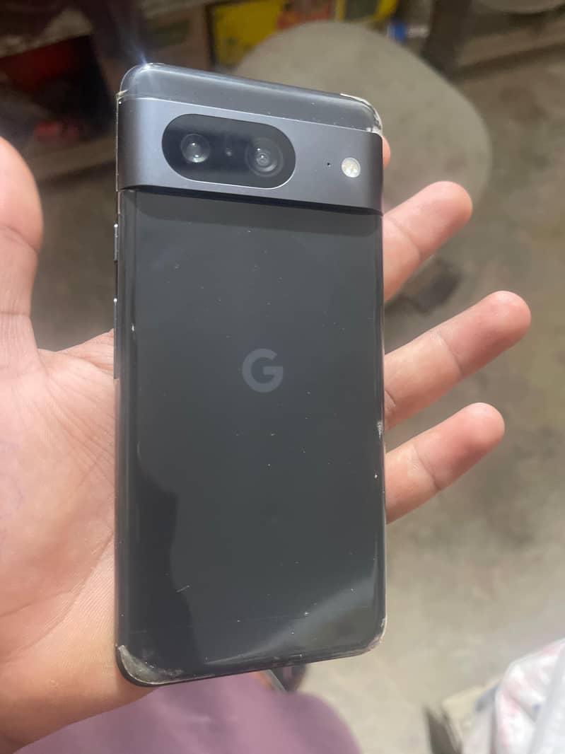 Google Pixel 8 5