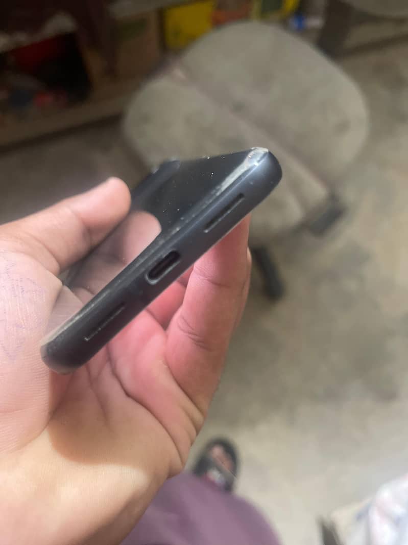 Google Pixel 8 6