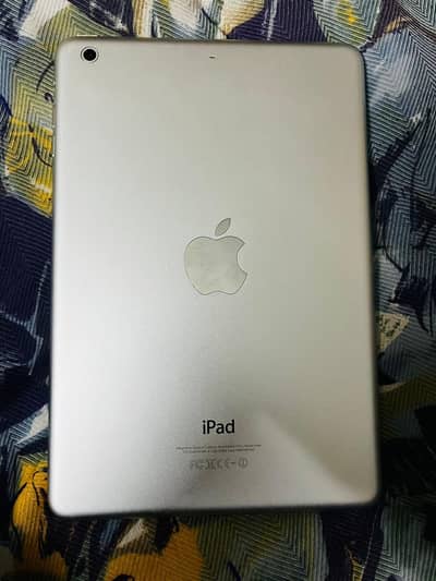 Ipad mini 2 new condition 32 GB storage