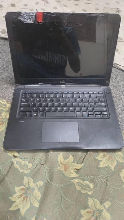 Dell Latitude 3380 | Core i5 7th Gen | 4GB RAM | 128GB SSD | Win 10