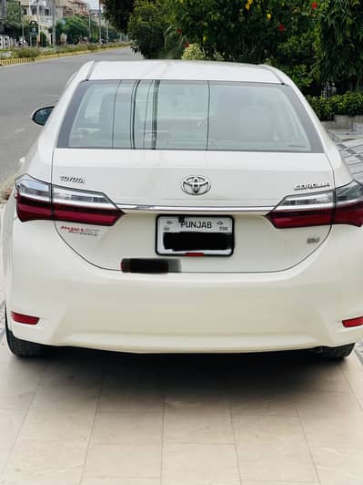 toyota carolla gli auto 2017 model 03004410925