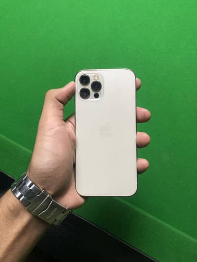 iPhone 12 Pro Jv 128GB Screen pr lines or dots hein but all okay else