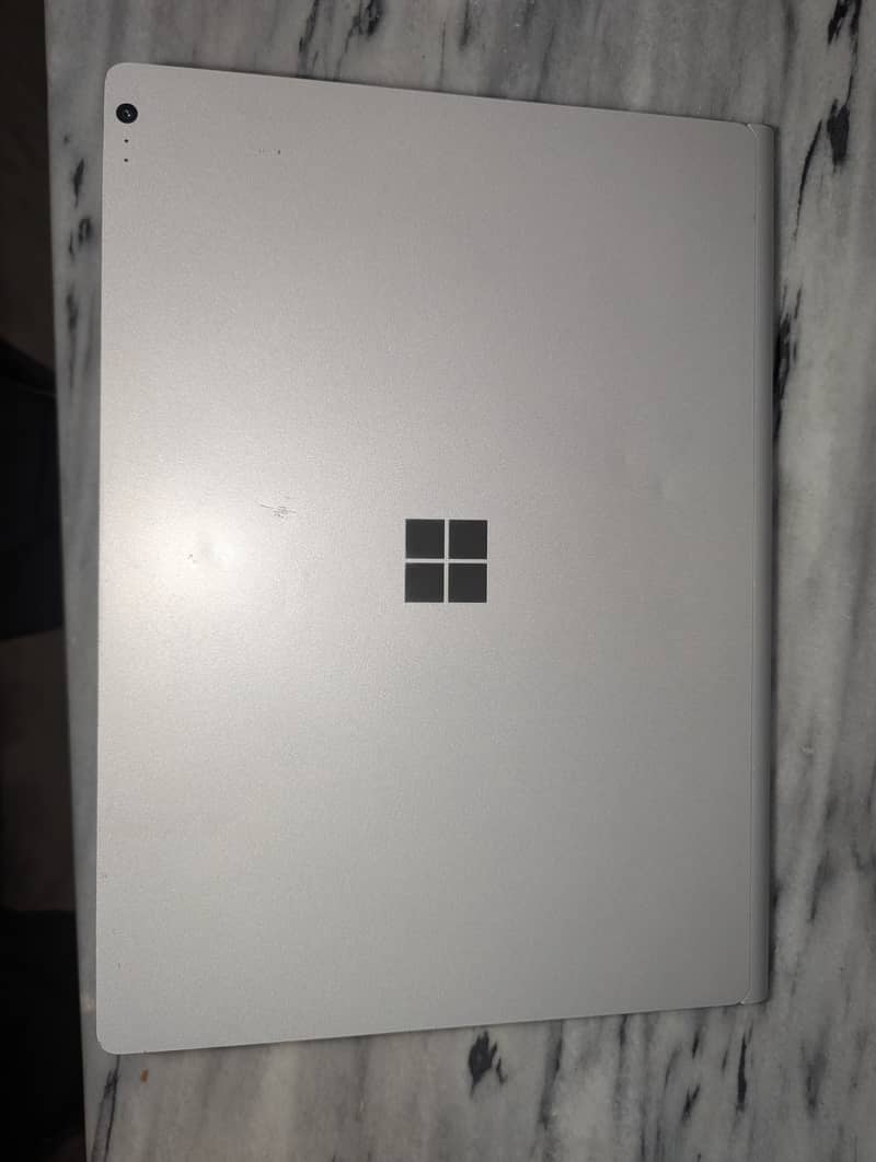 Microsoft surface book 2 4