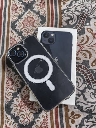 Apple iPhone 13