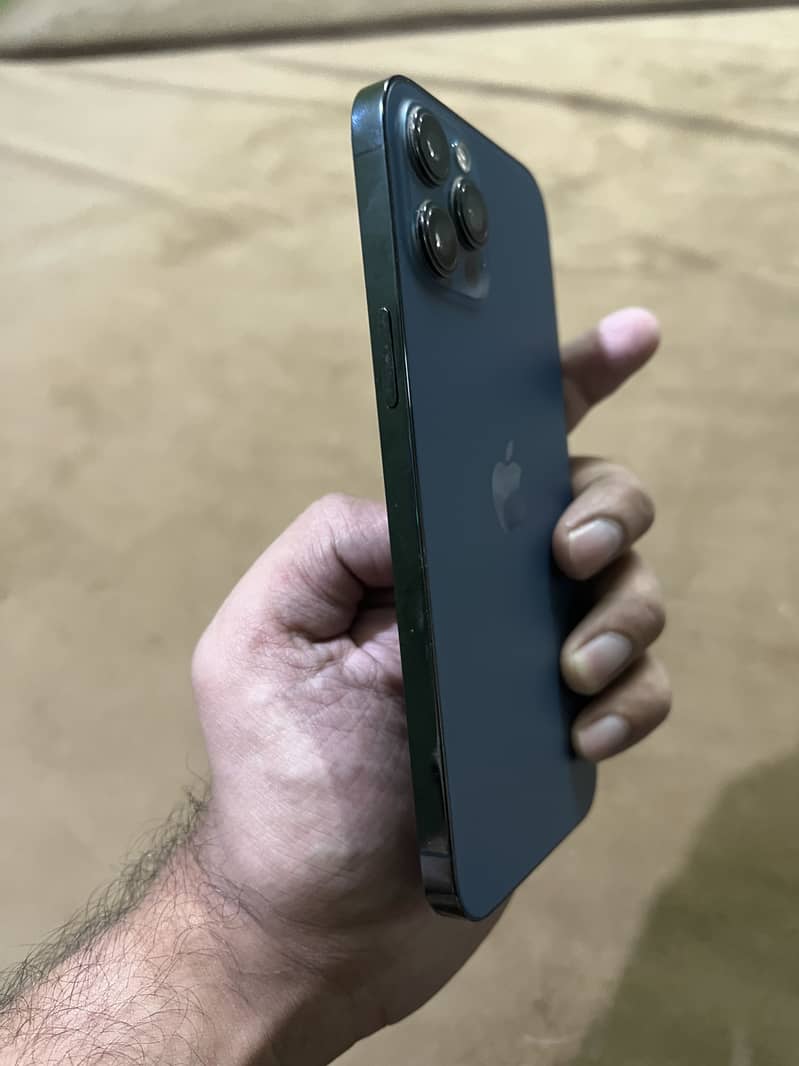 Apple iPhone 12 Pro Max 5