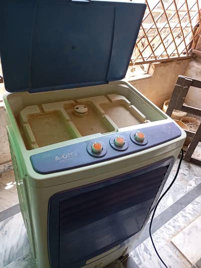 Ac DC room air cooler