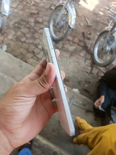 Infinix Smart 8 Pro 128gb exchange possible