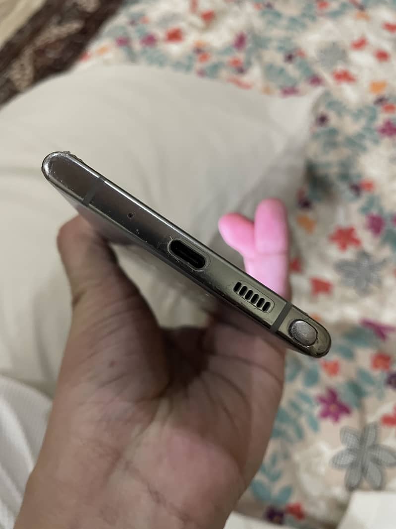 Samsung Mobile Note 10 Plus 4