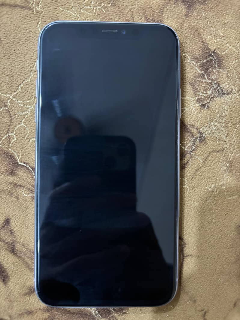 Apple iPhone 11 7