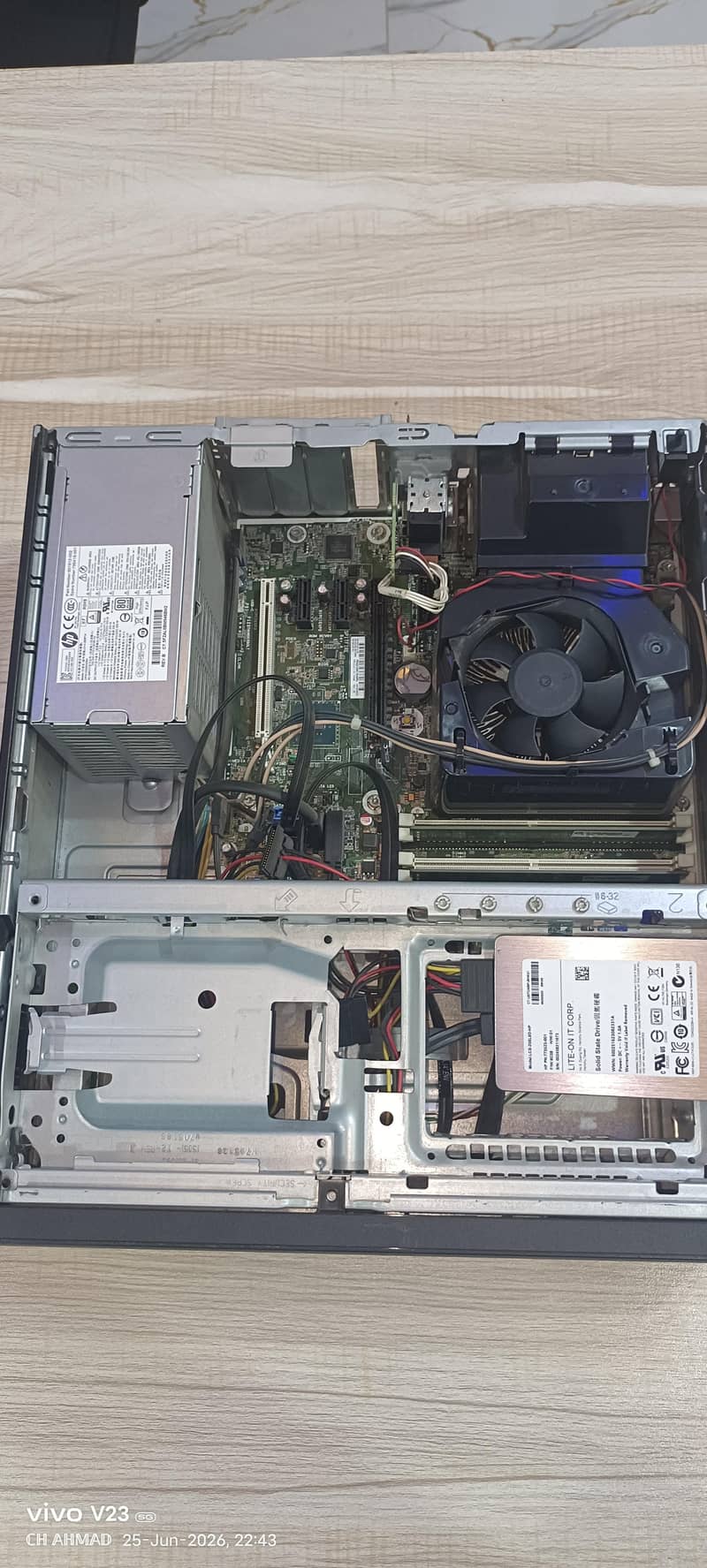 Desktop computer 3
