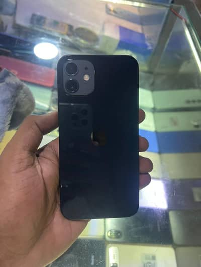 Apple iPhone 12