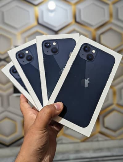 Apple iPhone 13 Non PTA Box Pack 128GB